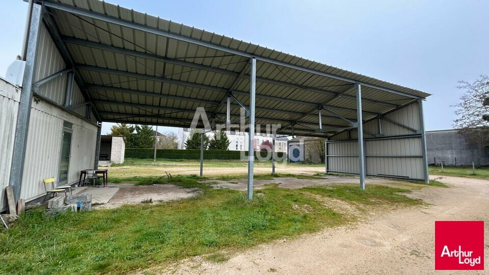 Local d'activités dans Blois à vendre - Photo de l’immeuble – Image 2 sur 4