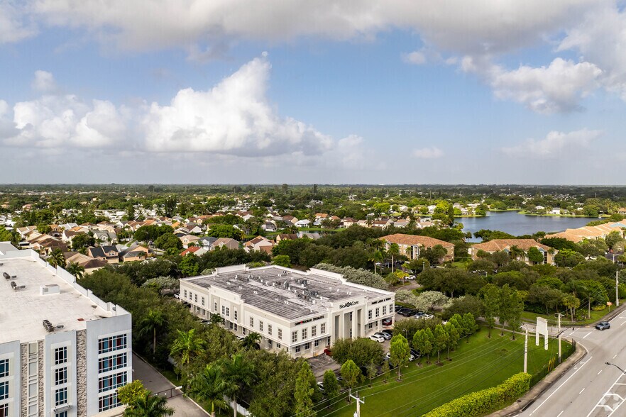 10650 W State Road 84, Fort Lauderdale, FL à louer - Photo de l’immeuble – Image 3 sur 4