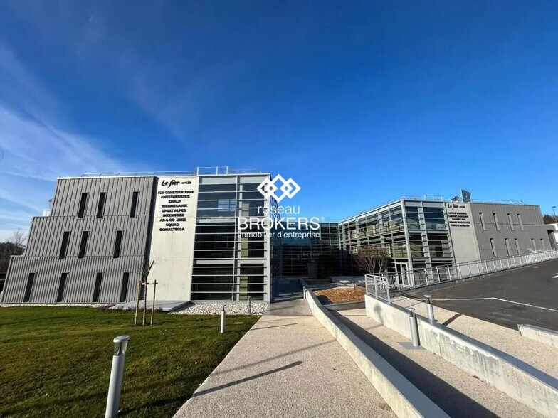 Bureau dans Argonay à louer - Photo de l’immeuble – Image 1 sur 9