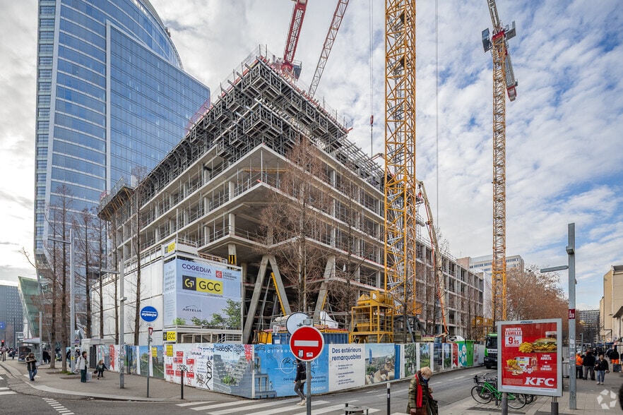 42 Boulevard Eugène Deruelle, Lyon à louer - Photo de l’immeuble – Image 2 sur 3