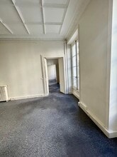 16 Rue Jean Mermoz, Paris à louer Photo intérieure– Image 2 sur 7