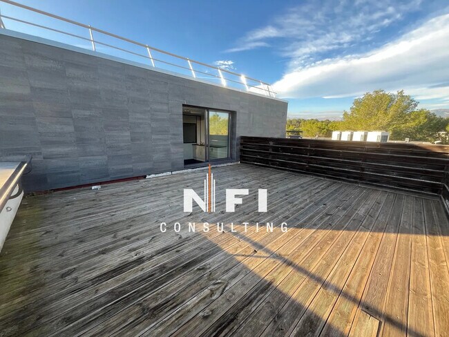 Plus de détails pour Bureau à louer