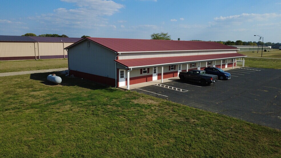 665 Granite Dr, Circleville, OH à louer - Photo de l’immeuble – Image 3 sur 16