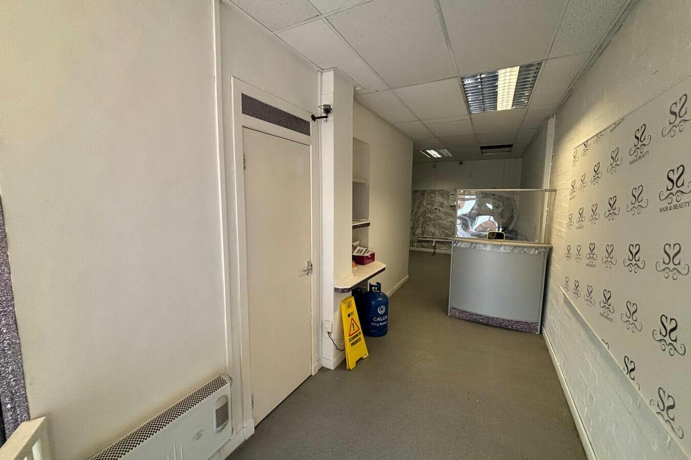 87A-87B John Finnie St, Kilmarnock, EAY KA1 1BG - Lot 87A -  - Photo intérieure - Image 2 of 3