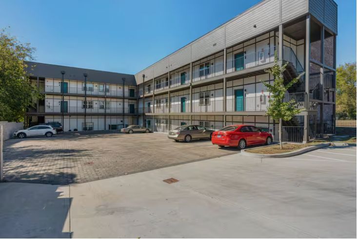 400 Douglas Ave, Nashville, TN à vendre - Photo de l’immeuble – Image 3 sur 19