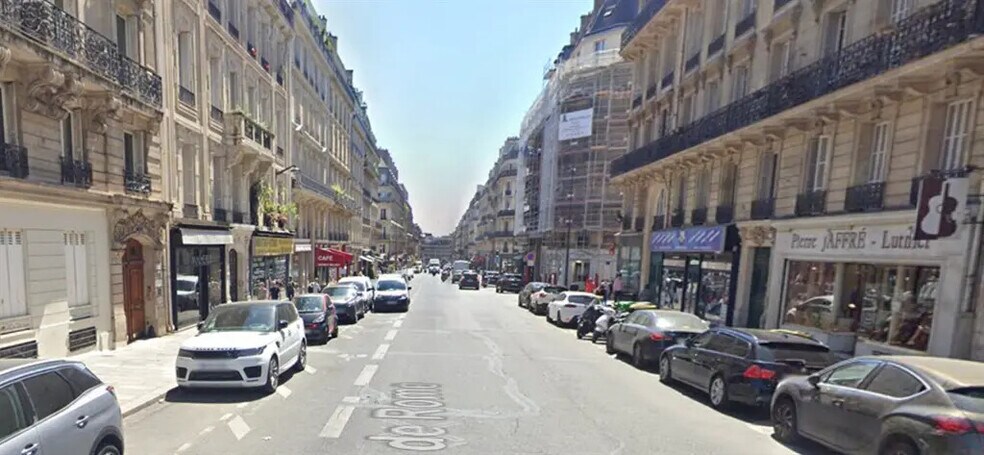 Local commercial dans Paris à louer - Photo de l’immeuble – Image 1 sur 2