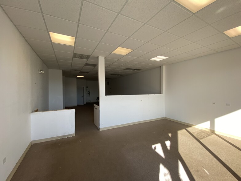 302-310 State St, Marengo, IL à louer - Photo intérieure – Image 3 sur 5