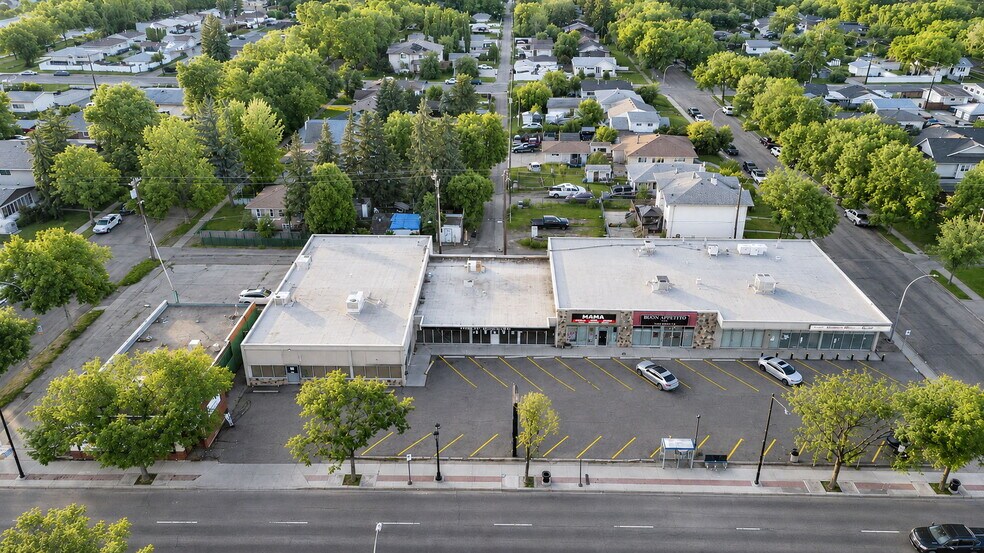 4316 118 Ave NW, Edmonton, AB à louer - Photo de l’immeuble – Image 2 sur 16