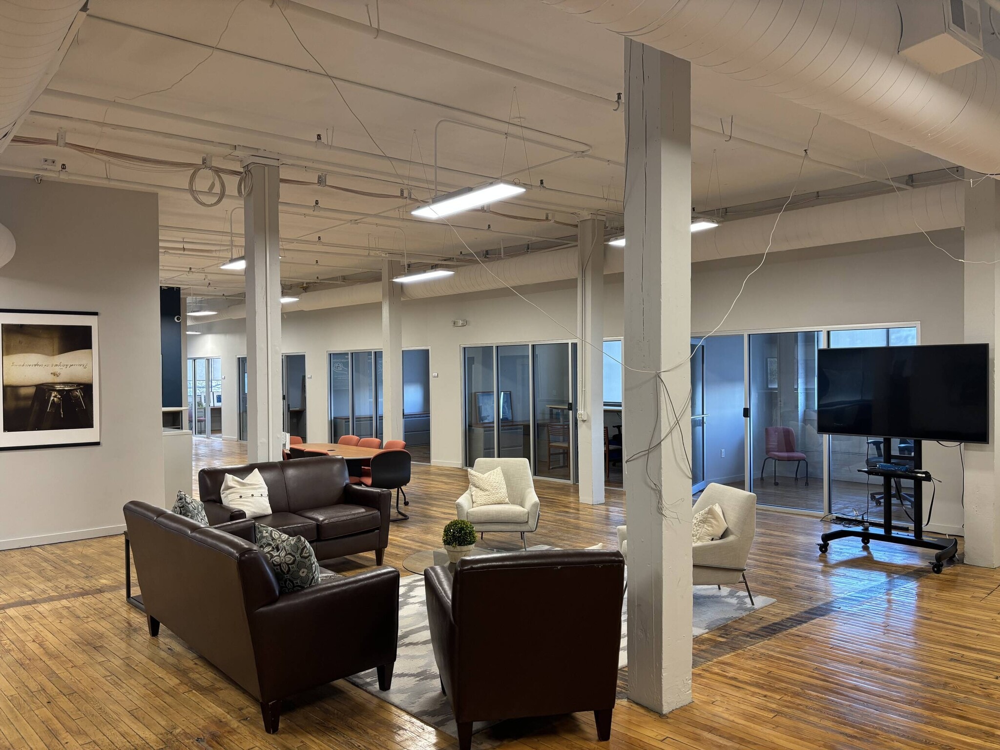 302 N Goodman St, Rochester, NY à louer Photo intérieure– Image 1 sur 6