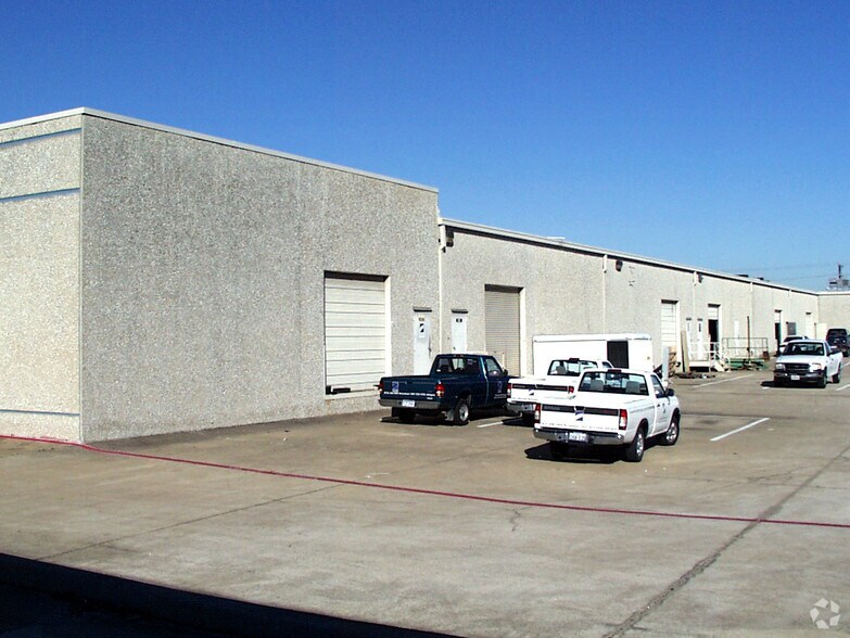 1110 Collins Blvd E, Richardson, TX à louer - Autre – Image 2 sur 20