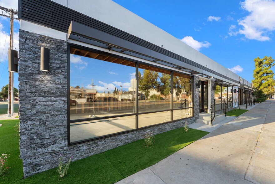 620 E Main St, El Cajon, CA à louer - Photo de l’immeuble – Image 3 sur 7