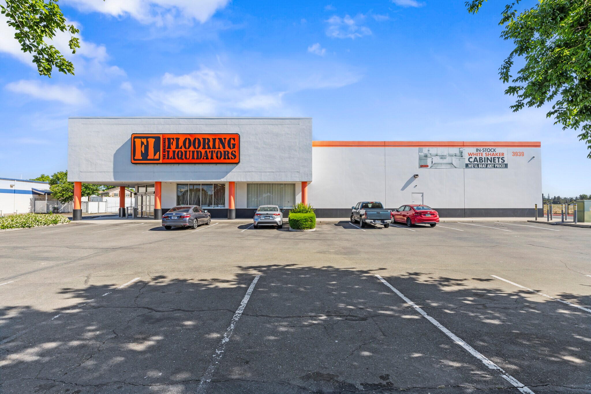 3939 E Hammer Ln, Stockton, CA à vendre Photo principale– Image 1 sur 12