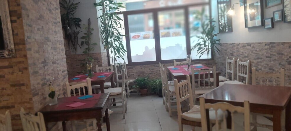 Local commercial dans Cáceres, Cáceres à vendre - Photo de l’immeuble – Image 1 sur 9