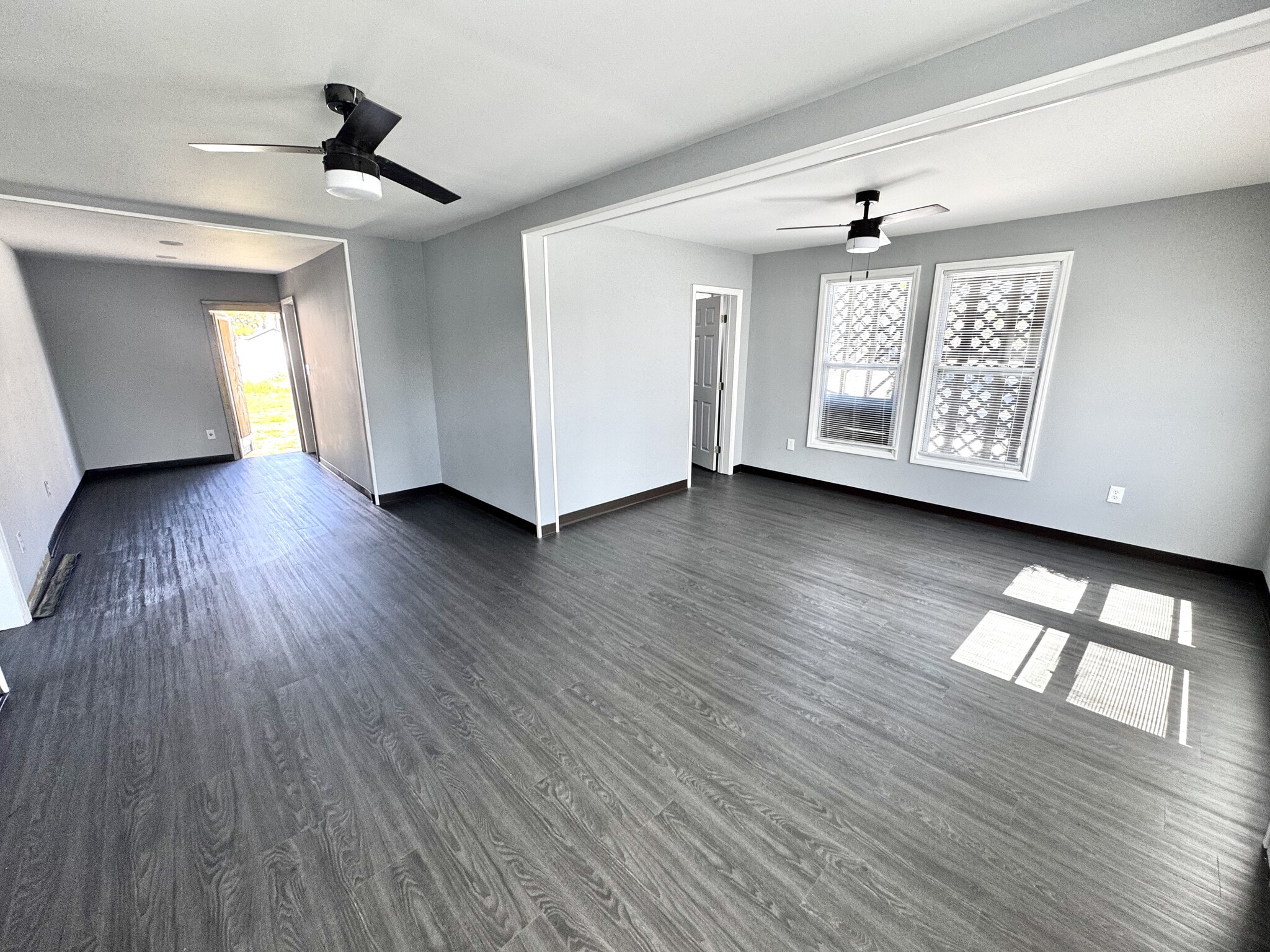 615 3rd St S, Jacksonville Beach, FL à louer Photo intérieure– Image 1 sur 5