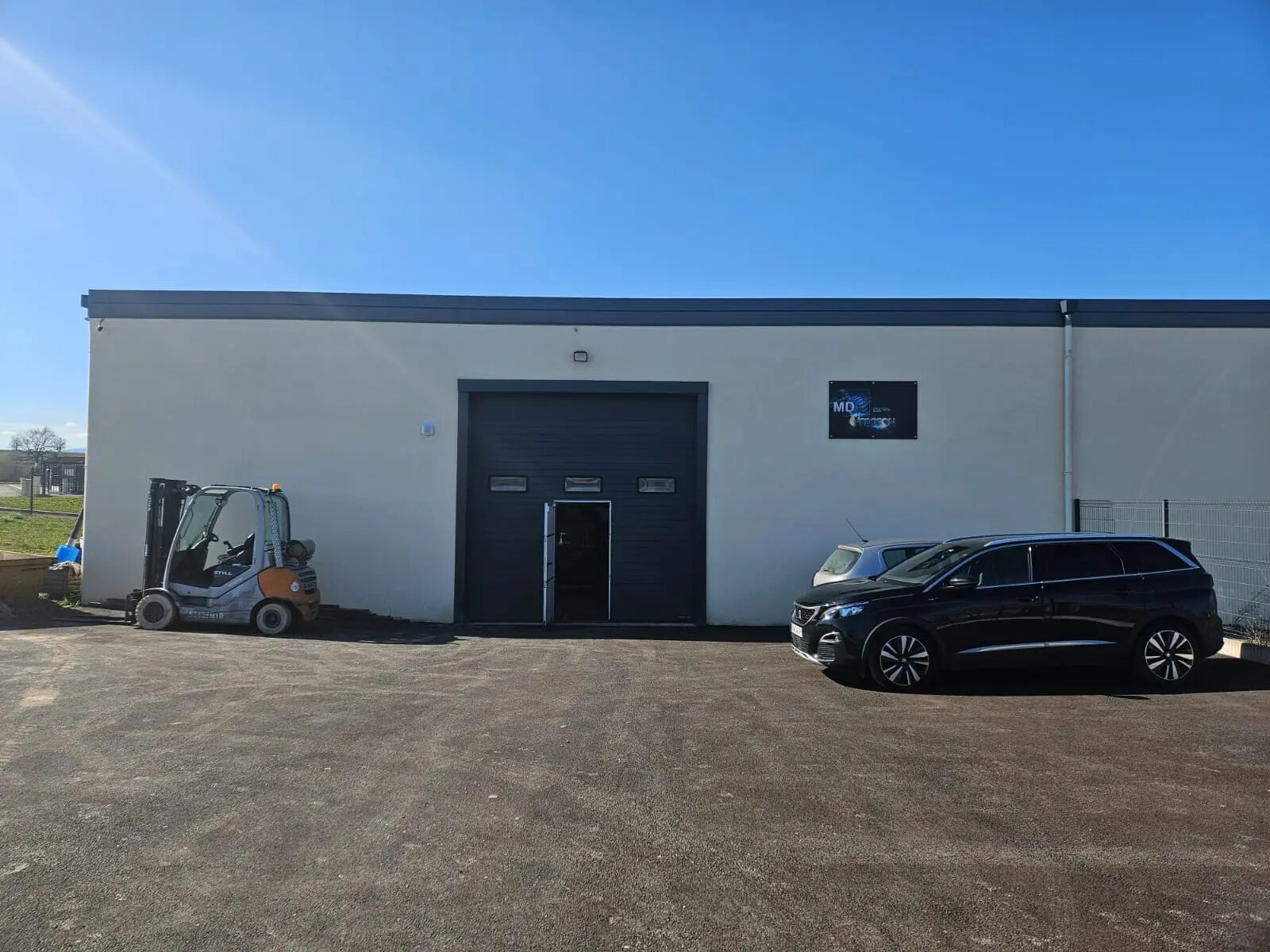 1451 Bis Route Du Beaujolais, Lancié à louer Photo de l’immeuble– Image 1 sur 4