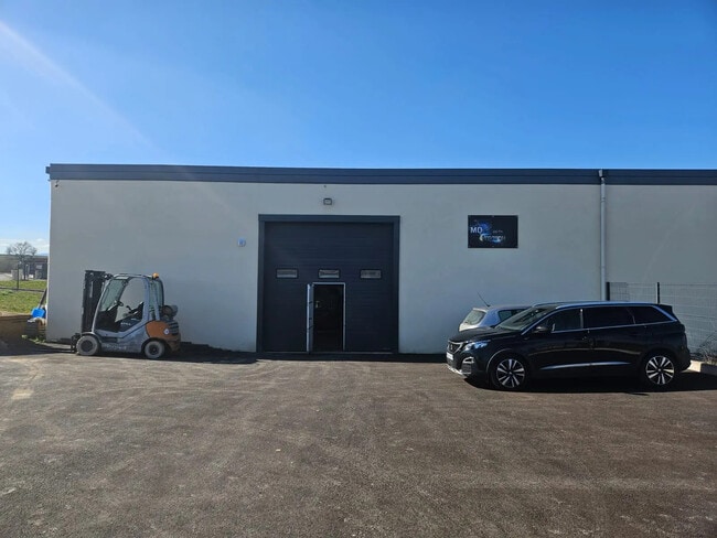 Plus de détails pour 1451 Bis Route Du Beaujolais, Lancié - Local d'activités à louer