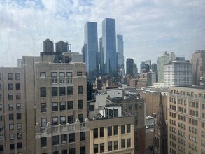 345 Seventh Ave, New York, NY à louer Photo intérieure– Image 2 sur 18