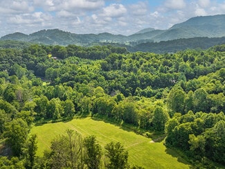 Plus de détails pour 477 Woodland Dr, Waynesville, NC - Terrain à vendre