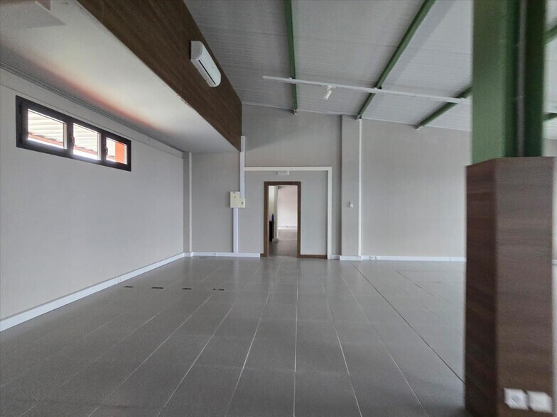 Polígono Industrial Bayas, 16, Miranda de Ebro, Burgos à vendre - Photo de l’immeuble – Image 2 sur 10