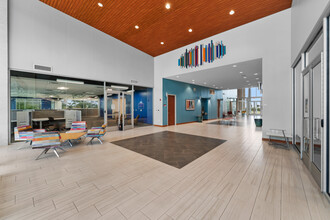 4001 Central Pointe Pky, Temple, TX à louer Photo intérieure– Image 2 sur 21
