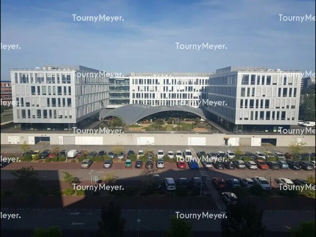 Plus de détails pour Bureau à louer