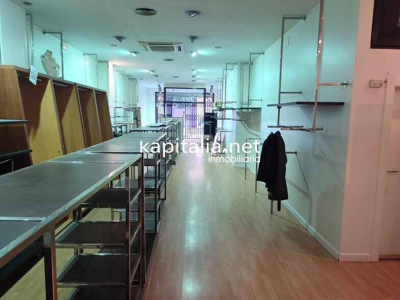 Local commercial dans Ontinyent, Valencia à vendre - Photo de l’immeuble – Image 2 sur 3