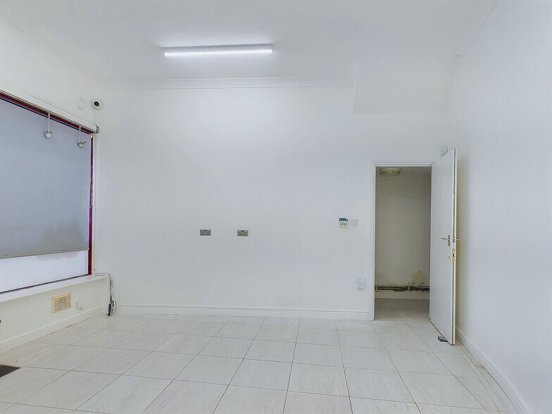 58-59 Tarring Rd, Worthing à vendre - Photo intérieure – Image 3 sur 8