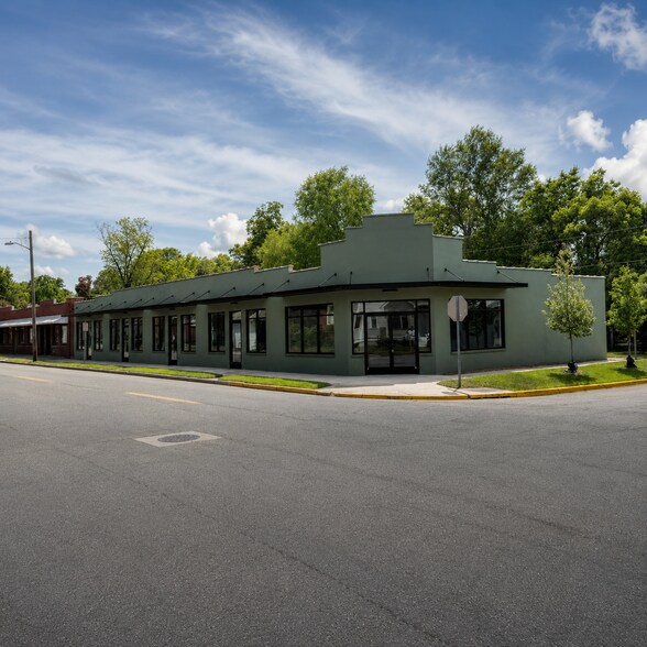 1501-1509 Paulsen St, Savannah, GA à louer - Photo de l’immeuble – Image 1 sur 11