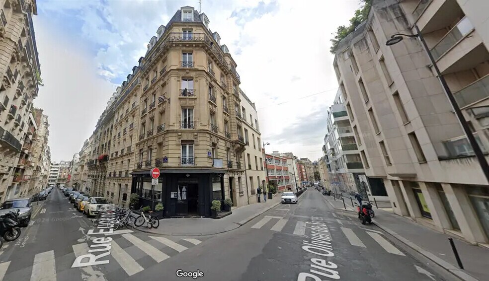 Local commercial dans Paris à louer - Photo de l’immeuble – Image 1 sur 5