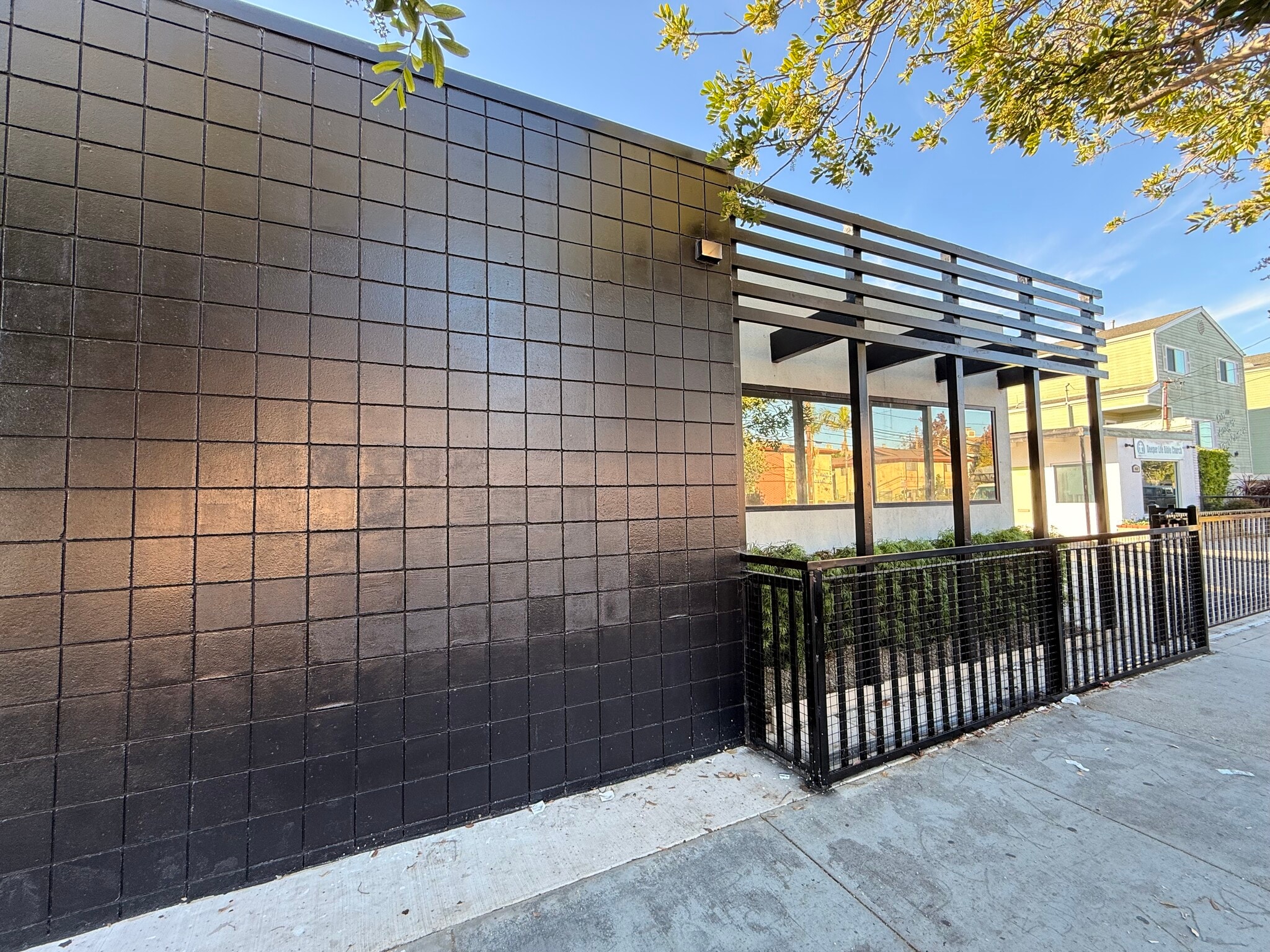 15305 S Normandie Ave, Gardena, CA à louer Photo principale– Image 1 sur 23