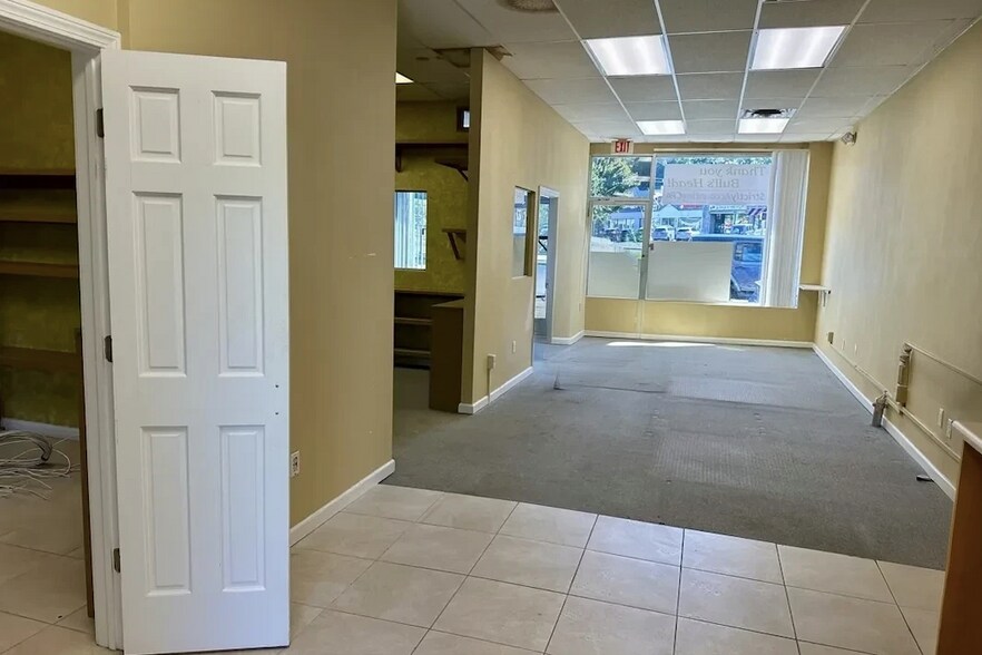 3034 Summer St, Stamford, CT à louer - Photo de l’immeuble – Image 3 sur 5