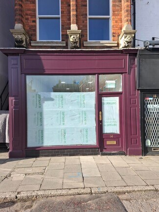 Plus de détails pour 14 Market Pl, Newark - Local commercial à louer