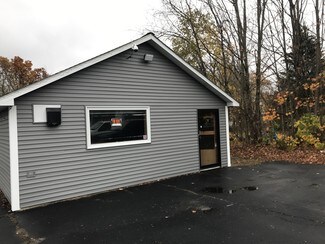 Plus de détails pour 181 E Main St, Orange, MA - Local commercial à louer