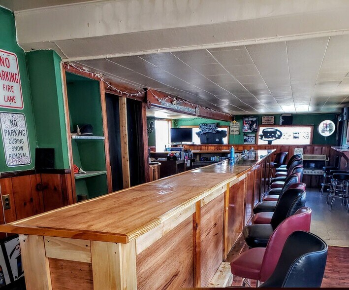 4285 N Delaware Dr, Mount Bethel, PA à vendre - Photo de l’immeuble – Image 2 sur 7