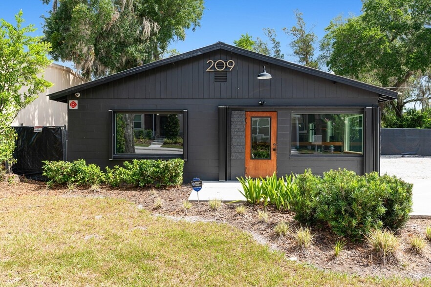 209 Palmetto Ave, Longwood, FL à louer - Photo de l’immeuble – Image 1 sur 38