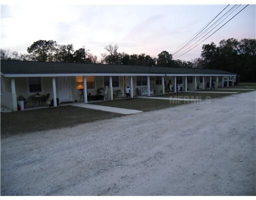 238-246 Center St, Davenport, FL à vendre - Photo de l’immeuble – Image 1 sur 10