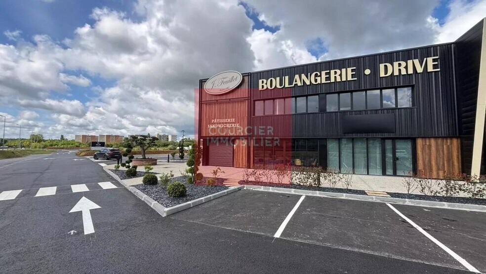 1 Rue De Bretagne, Dreux à louer - Photo de l’immeuble – Image 3 sur 7