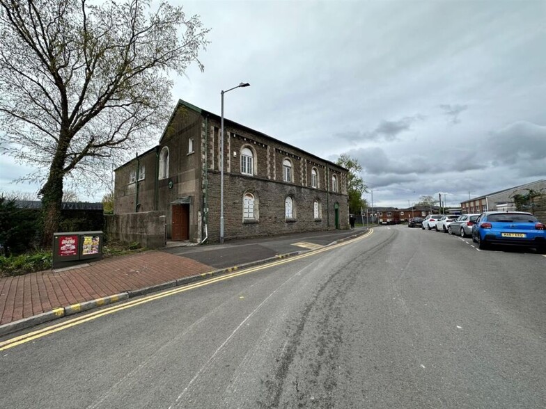 22 Castle St, Neath à vendre - Photo de l’immeuble – Image 1 sur 7