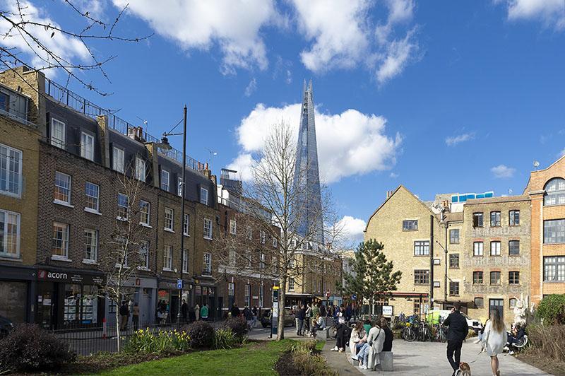 7 Bell Yard Mews, Londres à louer - Photo de l’immeuble – Image 2 sur 2