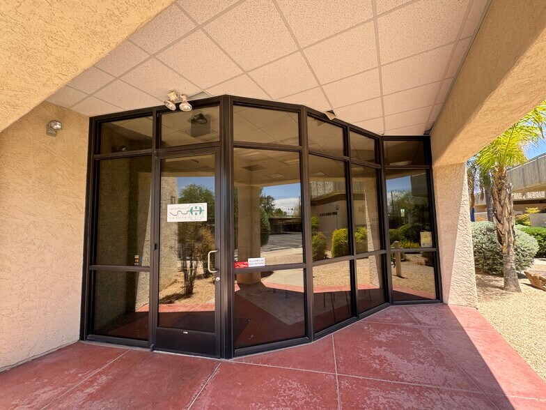 801 N Wilmot Rd, Tucson, AZ à vendre - Photo de l’immeuble – Image 2 sur 15