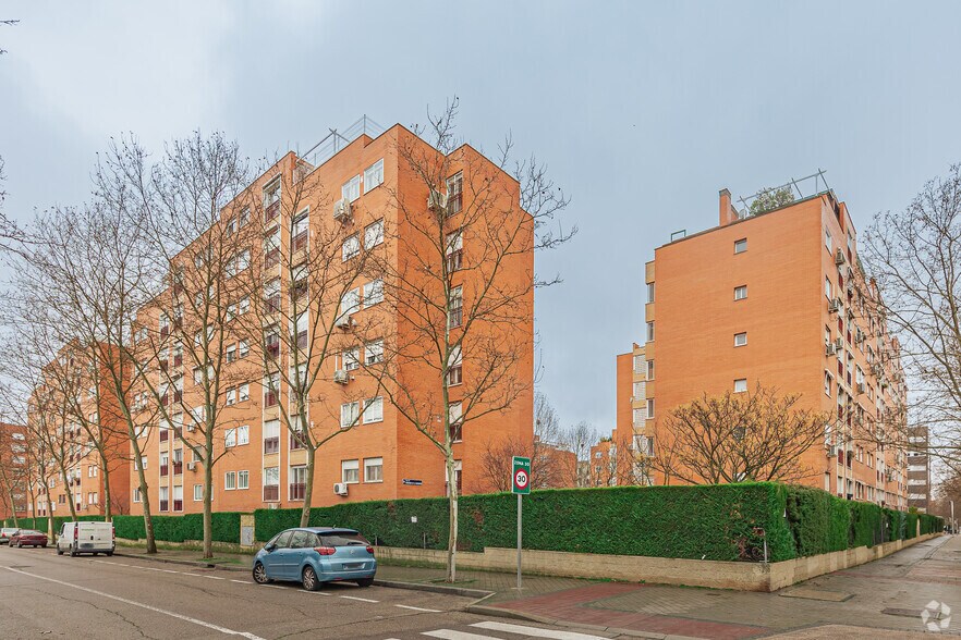 Avenida de la Peseta, 22, Madrid, Madrid à vendre - Photo de l’immeuble – Image 3 sur 3