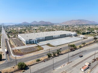 Plus de détails pour 19275 Slover Ave, Bloomington, CA - Industriel/Logistique à louer