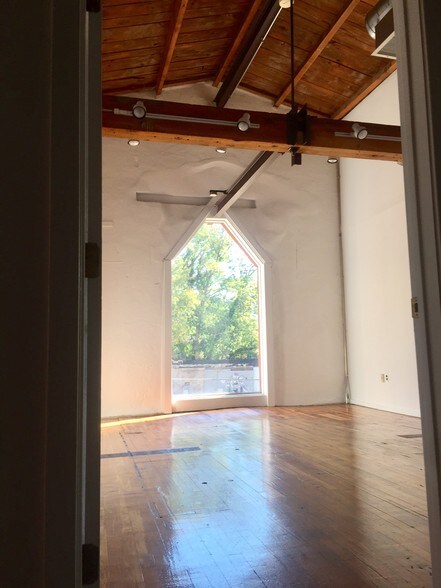 228-236 Krams Ave, Philadelphia, PA à louer - Photo intérieure – Image 3 sur 5