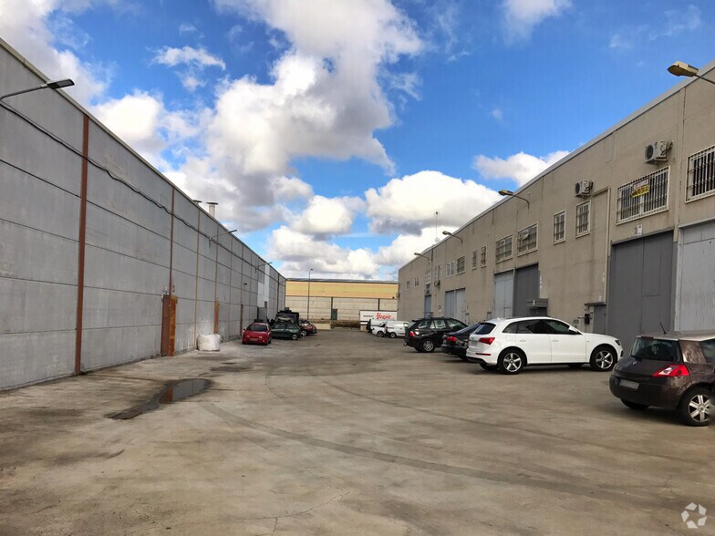Industriel/Logistique dans Valdemoro, Madrid à vendre - Photo de l’immeuble – Image 2 sur 2