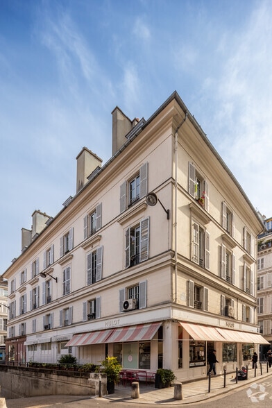 76 Rue De Seine, Paris à louer - Photo de l’immeuble – Image 3 sur 8