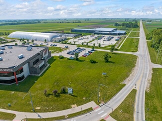 Plus de détails pour 3610 University Blvd, Ames, IA - Terrain à vendre