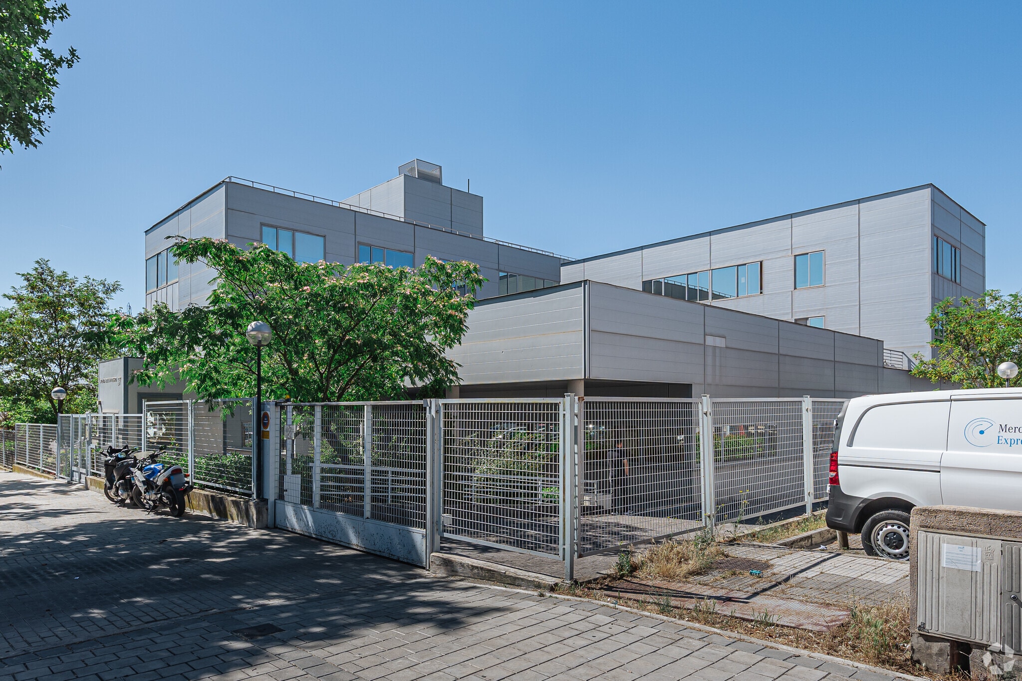 Avenida de la Industria, 37, Tres Cantos, Madrid à louer Photo principale– Image 1 sur 5
