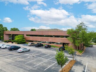Plus de détails pour 999 Executive Parkway Dr, Creve Coeur, MO - Bureau à vendre