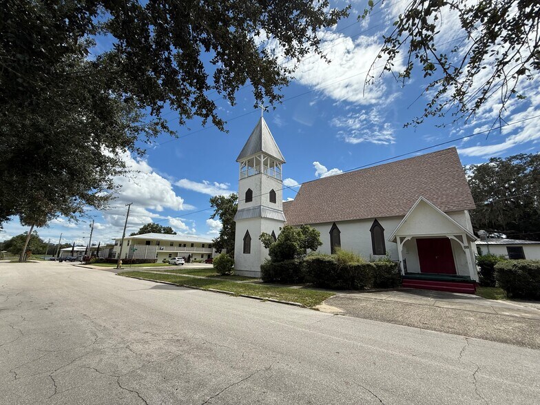 18-20 E Pleasant St, Avon Park, FL à vendre - Photo de l’immeuble – Image 2 sur 40