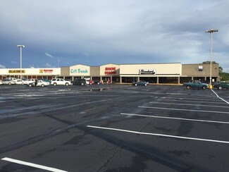 Plus de détails pour 805 Battle St E, Talladega, AL - Local commercial à louer